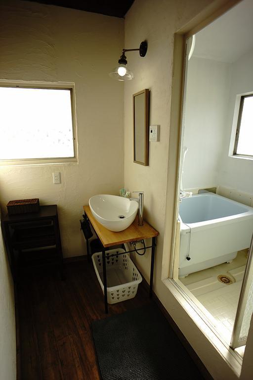Guesthouse Hideout Himeji Esterno foto
